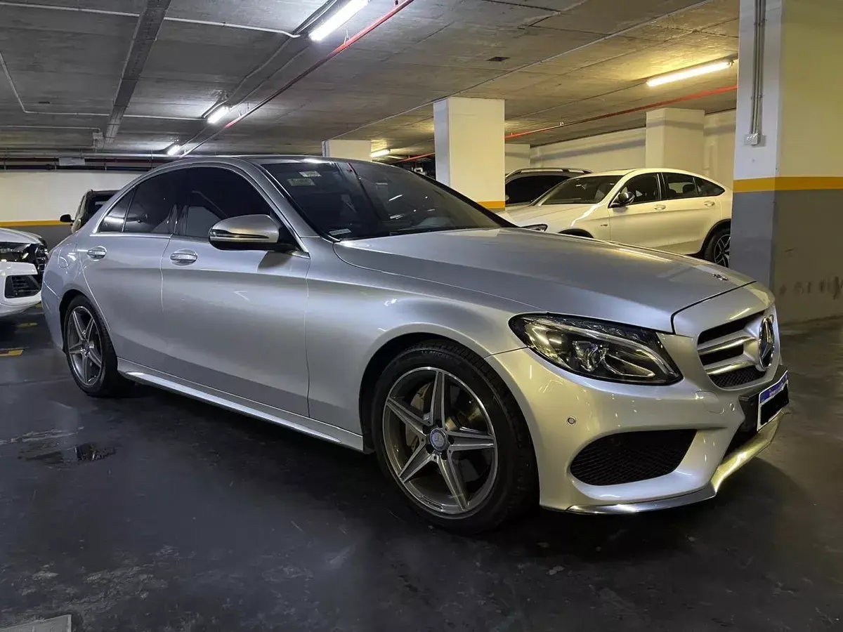 Mercedes-Benz Clase C 300 AMG 2023