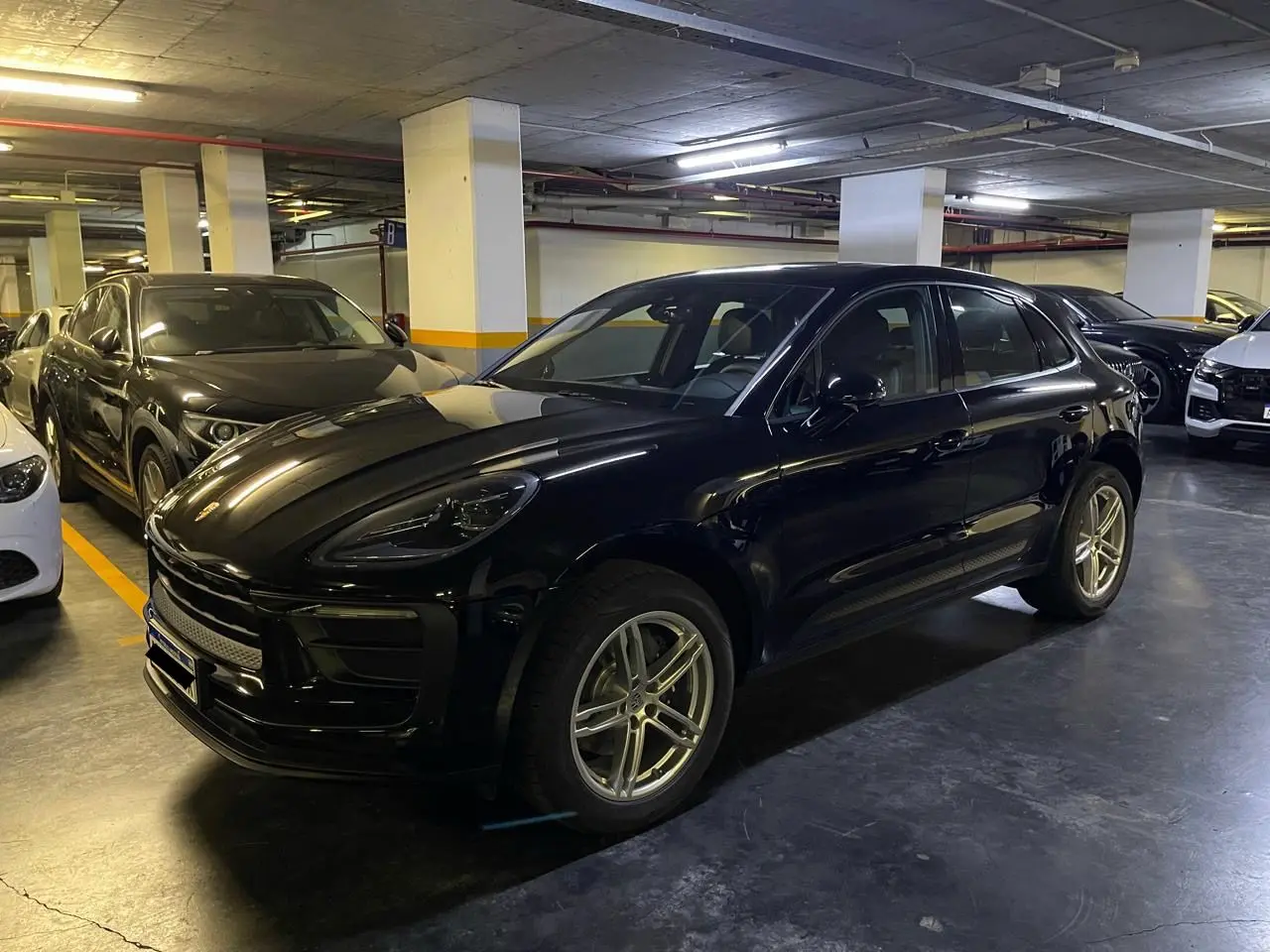 Porsche Macan 2025